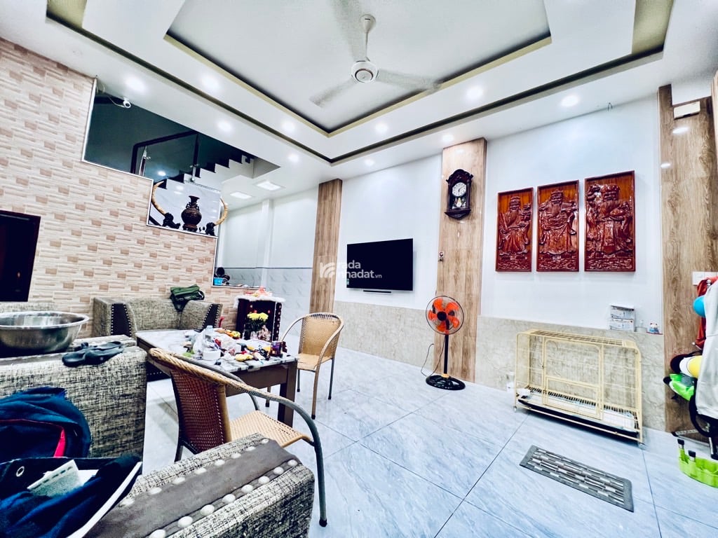 Bán nhà đường số 12 bình hưng hoà