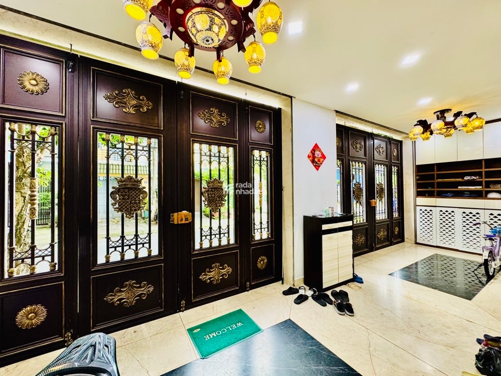 SIÊU PHẨM 4 TẦNG MẶT TIỀN KHU TÊN LỬA 180M2 NGANG KHỦNG 9M  