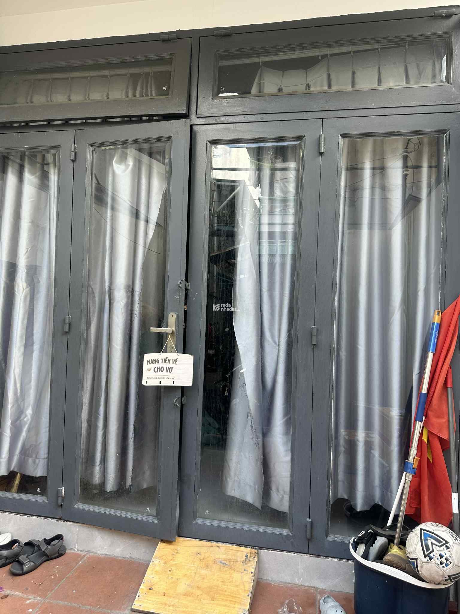 Chị thuê nhà dài hạn, cho gia đình ít nguòi