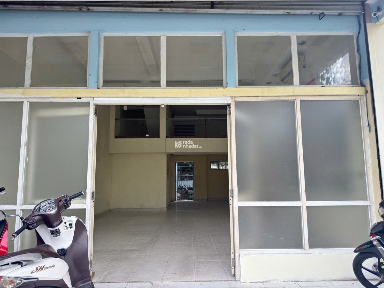 Bán nhà , 300 m2, 021 Nguyễn Văn Linh, Quận 7 (30 tỷ ) Hoa hồng 2%