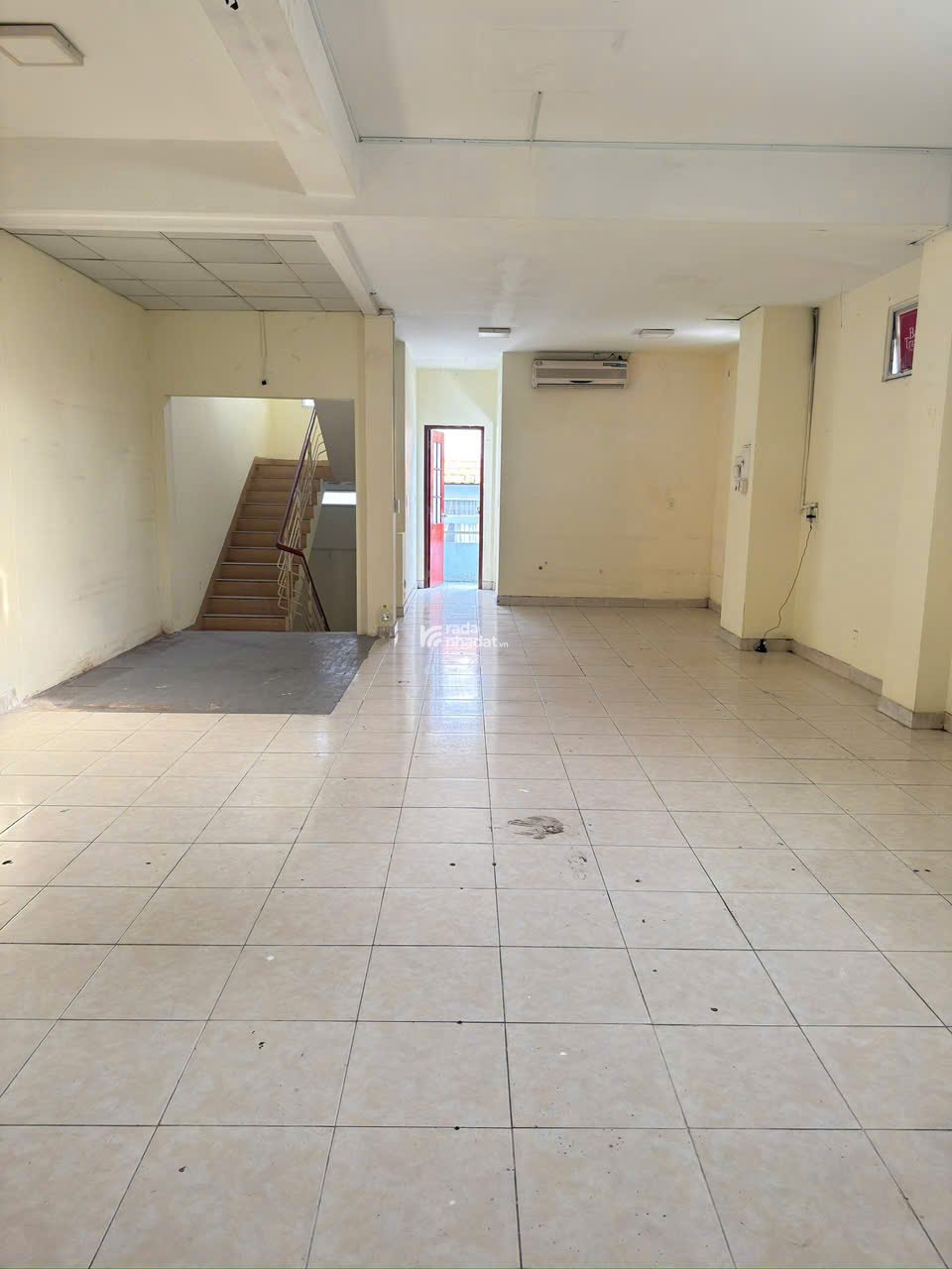 Bán nhà , 300 m2, 021 Nguyễn Văn Linh, Quận 7 (30 tỷ ) Hoa hồng 2%