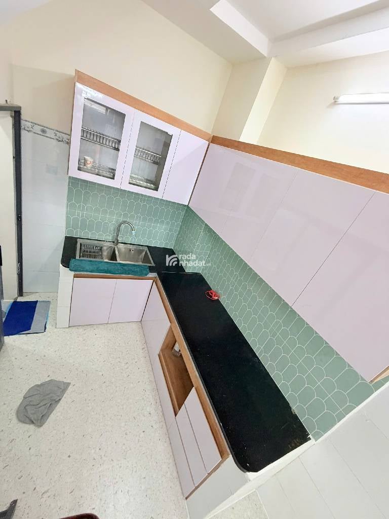 HẺM XE HƠI SÁT NHÀ, LẠC LONG QUÂN, TÂN BÌNH, 24M2 CÓ KC Ở NGAY. GIẢM 350TR CHỈ CÒN 3.8T TL 