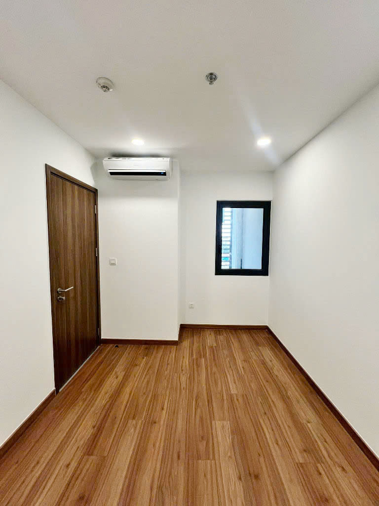 BÁN CĂN HỘ ECO GREEN QUẬN 7,TẦNG TRUNG, CÓ HĐ THUÊ 13.5TR/ THÁNG