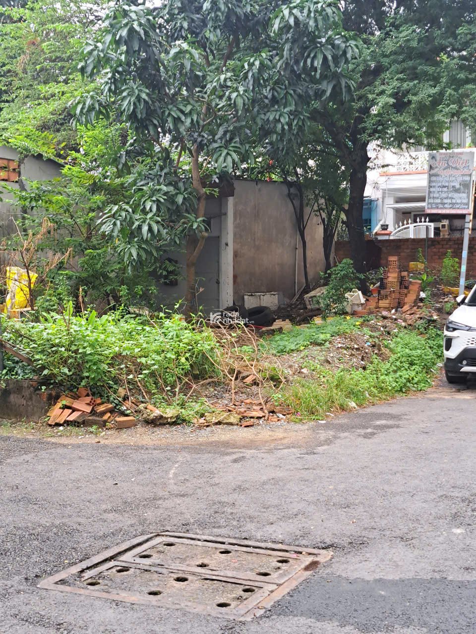 LÔ ĐẤT 3 MẶT TIỀN HẺM XE HƠI, NGANG HIẾM 6m GẦN CC MOON LIGHT, 108m2 CHỈ 9,8 TỶ.