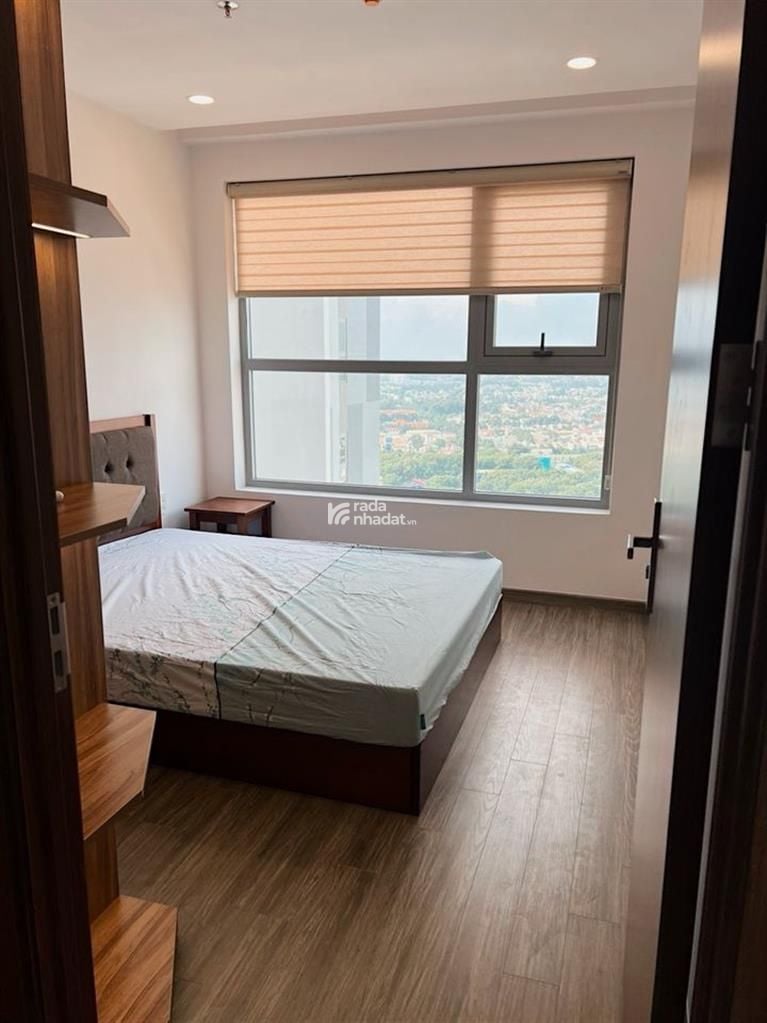 CHO THUÊ CĂN HỘ 2 PHÒNG NGỦ VIP FULL NỘI THẤT MỚI 100% CHỈ 10TRIỆU CC CAO CẤP THE EMERALD GOLF VIEW