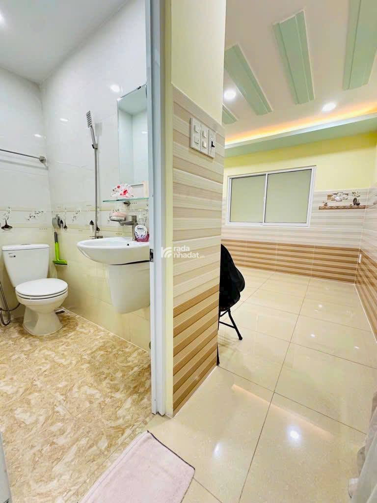 Hoàng Hoa Thám 60m2 - 3Tầng - Hẻm Xe Hơi - An Ninh