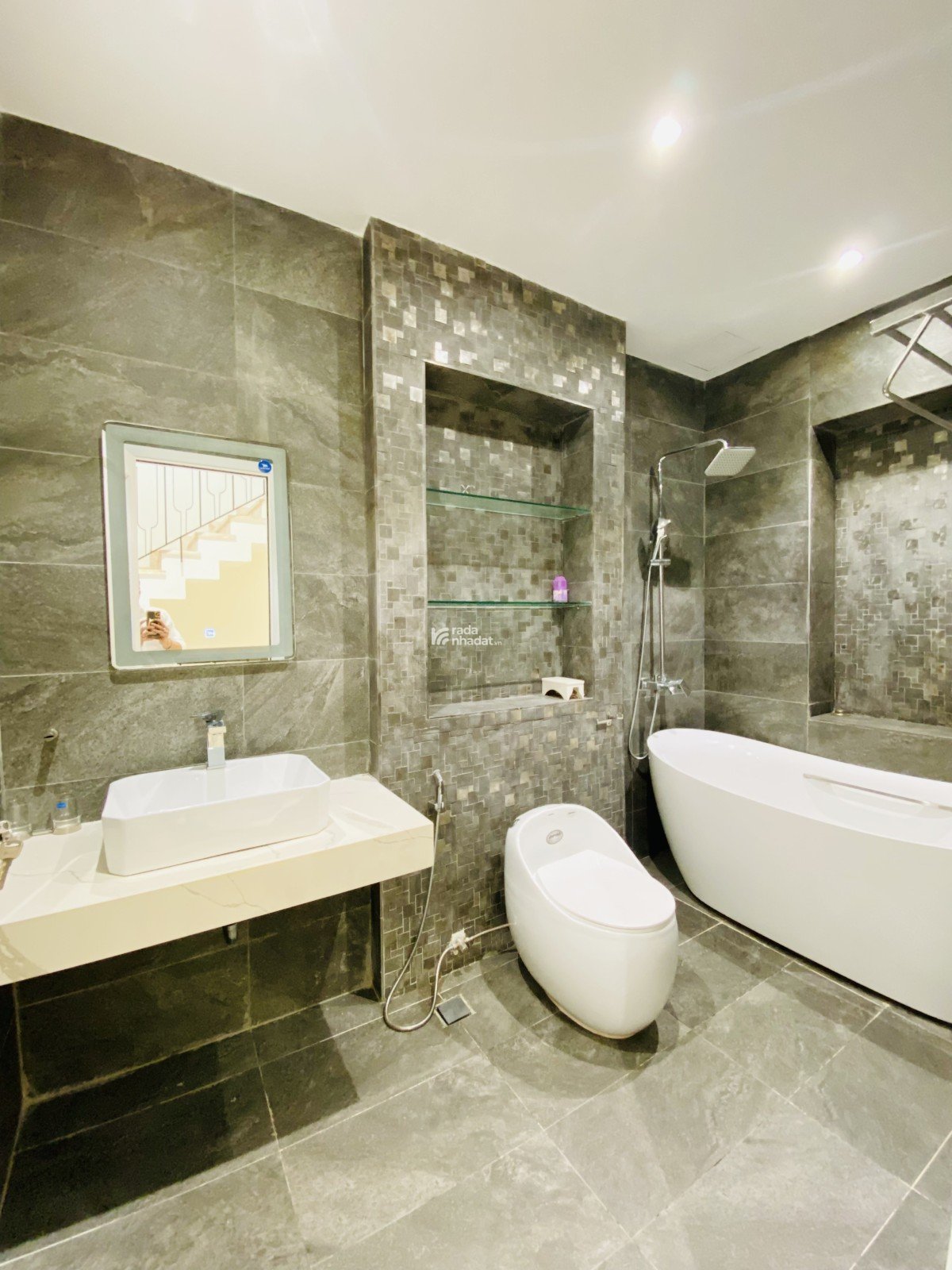 HÀNG HIẾM SƯ VẠN HẠNH - NHÀ 6 TẦNG 83m2 - THIỆN CHÍ BÁN GIẢM 3.1 TỶ