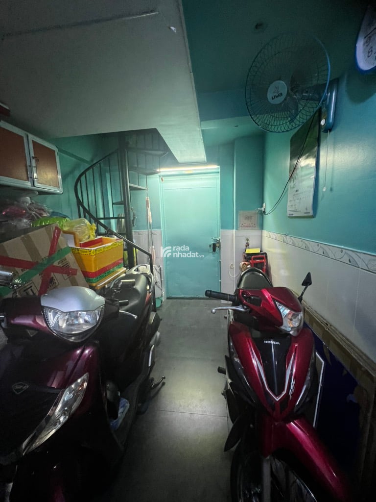 NGAY SÂN BAY, HXH TRƯỜNG SA, PHÚ NHUẬN, 8.5M2 NGANG LỚN. GIẢM 350TR CHỈ CÒN 16T TL 