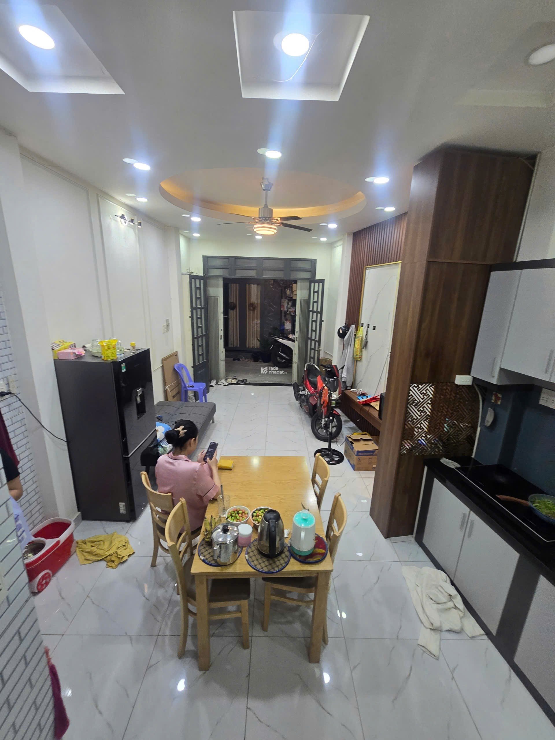 Bán Nhà 2 Tầng, 52m2,Tạ Quang Bửu -  Bùi Minh Trực,  Q8,CÁCH HẺM XE HƠI VÀI BƯỚC 