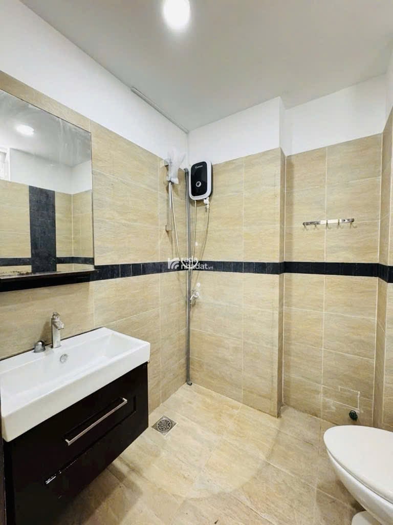 Nhà 5 Tầng  sẵn dòng tiền 30tr/tháng Hồ Văn Huê  Phú Nhuận  4x25m full thổ  Giá 19.9 Tỷ 