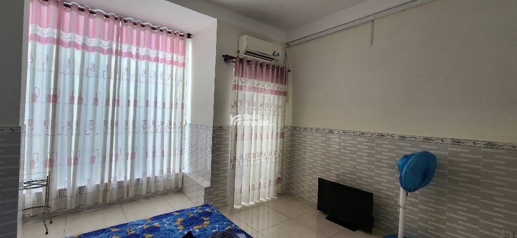82m2 - Giá 9.7 tỷ - HXH Nguyễn Văn Quỳ ngay tiểu học Phú Thuận, Q7