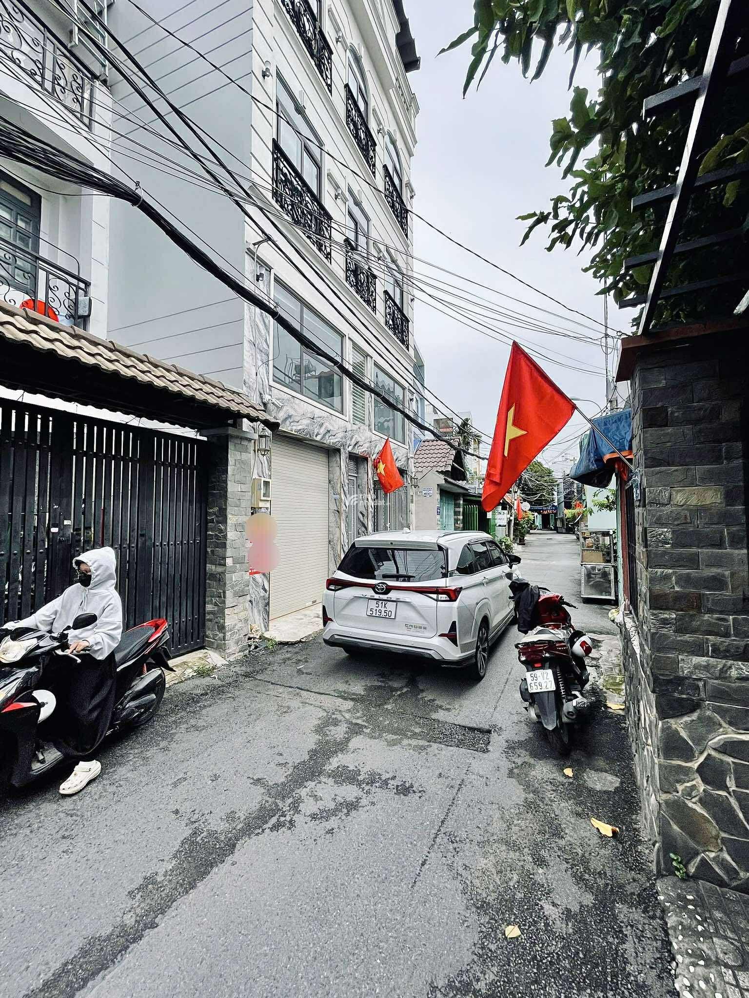 KHU CITY LAND - TOÀ CHDV CAO CẤP 7 TẦNG 128m2 27 PHÒNG - DOANH THU 150TR/THÁNG