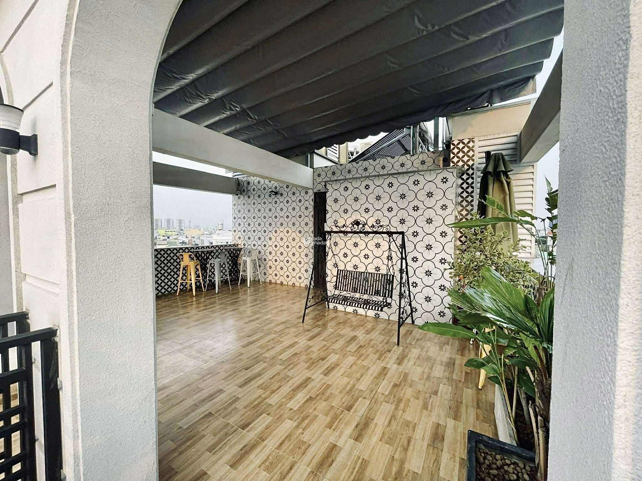 KHU CITY LAND - TOÀ CHDV CAO CẤP 7 TẦNG 128m2 27 PHÒNG - DOANH THU 150TR/THÁNG