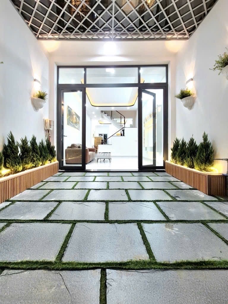 NHÀ MỚI HXH - 3 TẦNG - 60m2 - 4PN - 4WC - 7,3 t/ỉ; 