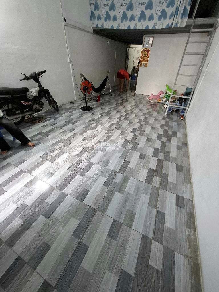 hẻm xe hơi 4m,  diện tích rộng - 78m2 - sát AEON Tên Lửa 