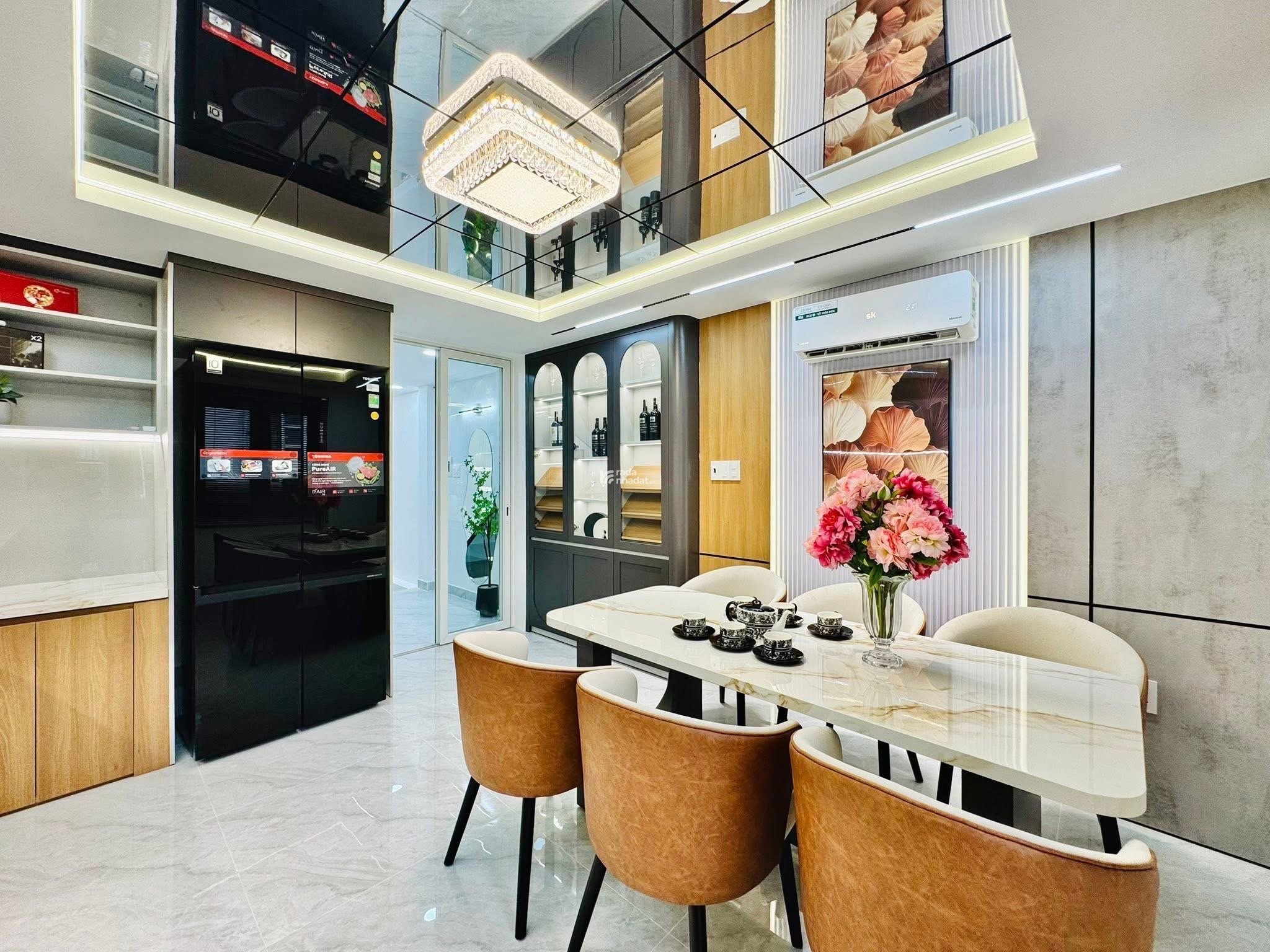 SIÊU PHẨM TRUNG TÂM GÒ VẤP – NHÀ XÂY MỚI 4 LẦU – FULL NỘI THẤT CAO CẤP – HẺM XE HƠI 5M – 8.25 TỶ