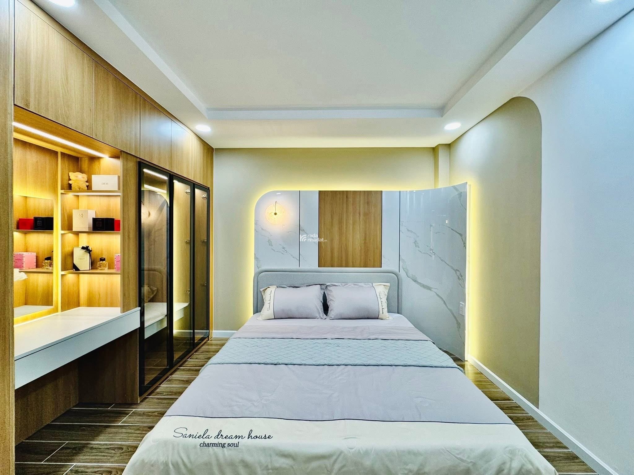 SIÊU PHẨM TRUNG TÂM GÒ VẤP – NHÀ XÂY MỚI 4 LẦU – FULL NỘI THẤT CAO CẤP – HẺM XE HƠI 5M – 8.25 TỶ