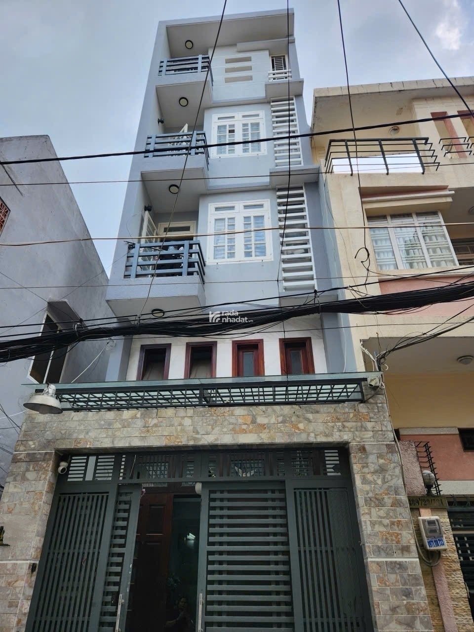 BÁN NHÀ 5 TẦNG, HẺM CHUẨN 6M - HUỲNH VĂN BÁNH - PHÚ NHUẬN - DT:86M2 - NHỈNH 15 TỶ.CTL