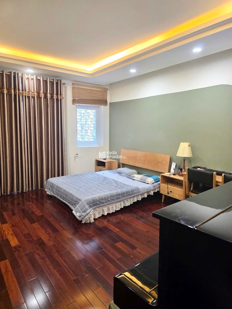 Mặt Tiền Thụt - Trần Quốc Tuấn - Biệt Thự 4 Tầng - Giáp Phạm Văn Đồng - 160m2 - 7x23 - Gần Sân Bay