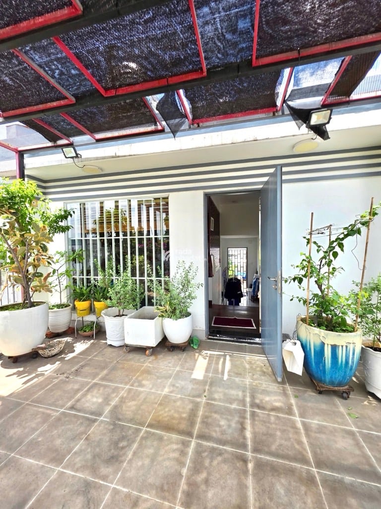 Mặt Tiền Thụt - Trần Quốc Tuấn - Biệt Thự 4 Tầng - Giáp Phạm Văn Đồng - 160m2 - 7x23 - Gần Sân Bay