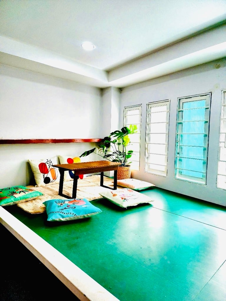 CHDV mini 6 tầng , Lô góc Hẻm xe hơi thông tứ tung ,