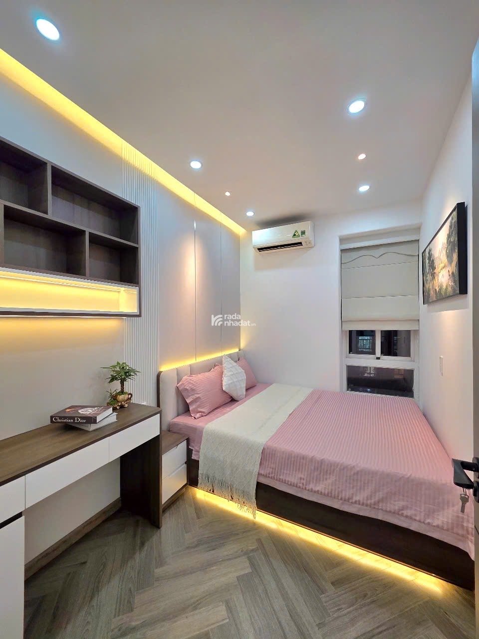 BÁN CĂN GÓC SKY  GARDEN 3 BLOCK  TRUNG TÂM SKY3. VIEW Q1 72m2 2pn 2wc giá 6 tỷ 580