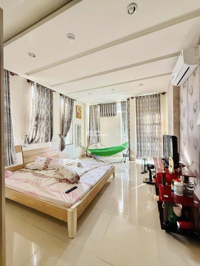 NGỘP BANK nhà hẻm 736 Lê Đức Thọ 88m2 ngang 4.1m 5 tầng tặng NT sát trường chỉ 9.99 tỷ.