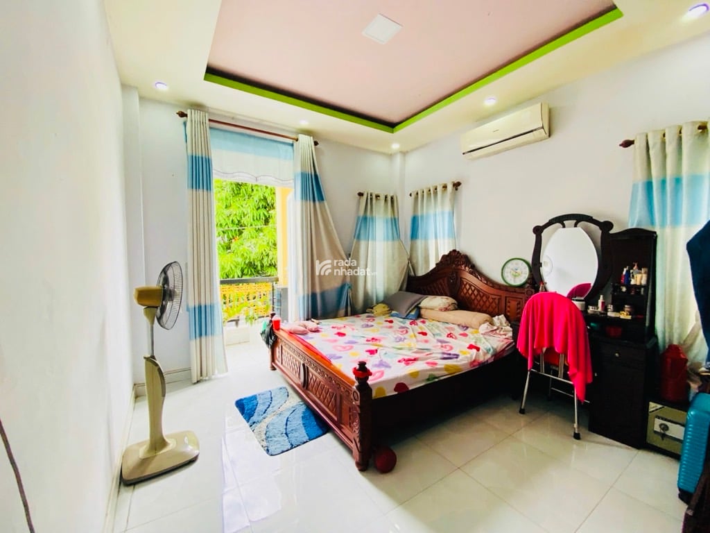 BÁN NHÀ THỚI AN - QUẬN 12 - DIỆN TÍCH 71.9m2 - 4 TẦNG - 5PN - CHỈ 6.35 TỶ 
