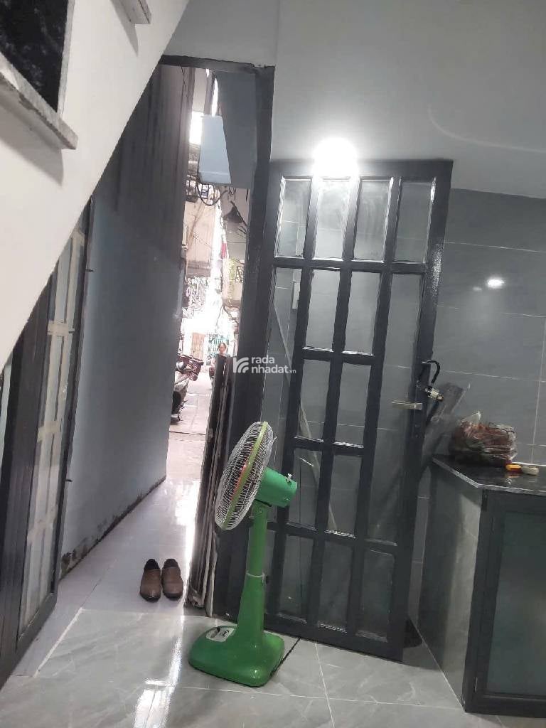 SÁT HẺM XE HƠI THÀNH MỸ, TÂN BÌNH, MỚI Ở NGAY. GIẢM 350TR CHỈ CÒN 1.69T TL 