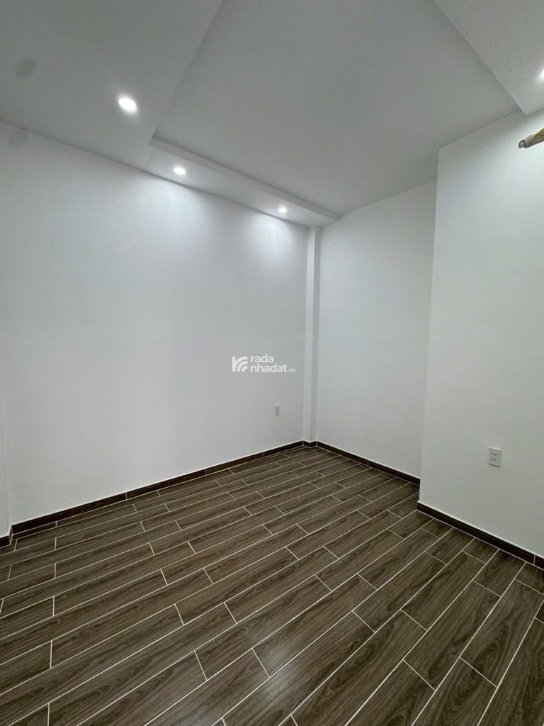 Nhà mới xây hẻm ba gác, cách hẻm xe tải chỉ 16m trung tâm Quận 8