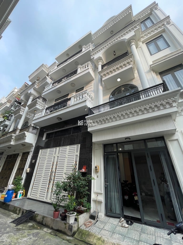 Các trục đường chính: Tây Lân, Hương Lộ 2, Liên Ấp 1-2-3, Cây Cám, Kênh Tham Lương...