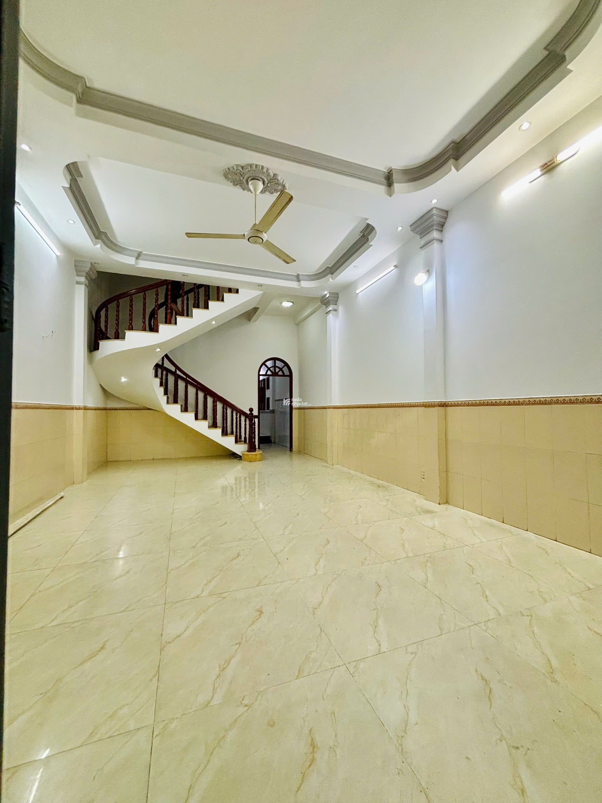 Bán gấp nhà 3 lầu Hẽm Xe Tải. Phan Huy Ích, P.15, Tân Bình 12.5 tỷ.