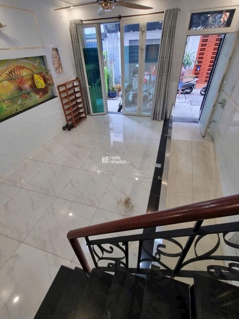  GIÁP TÊN LỬA - NGAY CHIẾN LƯỢC - VỊ TRÍ ĐẸP - HẺM 7M XE HƠI THOẢI MÁI - NHÀ ĐÚC 4 TẦNG KIÊN CỐ 