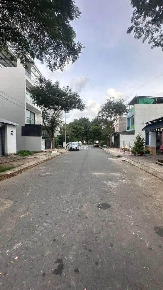 ĐẤT THỔ CƯ KHU ĐÔ THỊ 5 SAO NGAY CAO TỐC BẾN LỨC LONG THÀNH