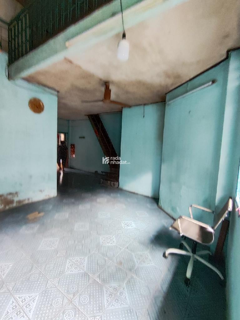 DIỆN TÍCH TO - GIÁ RẺ - GẦN TRUNG TÂM - GIÁP QUẬN 11, QUẬN 5... - CÁCH HẺM XE TẢI VÀI BƯỚC.,