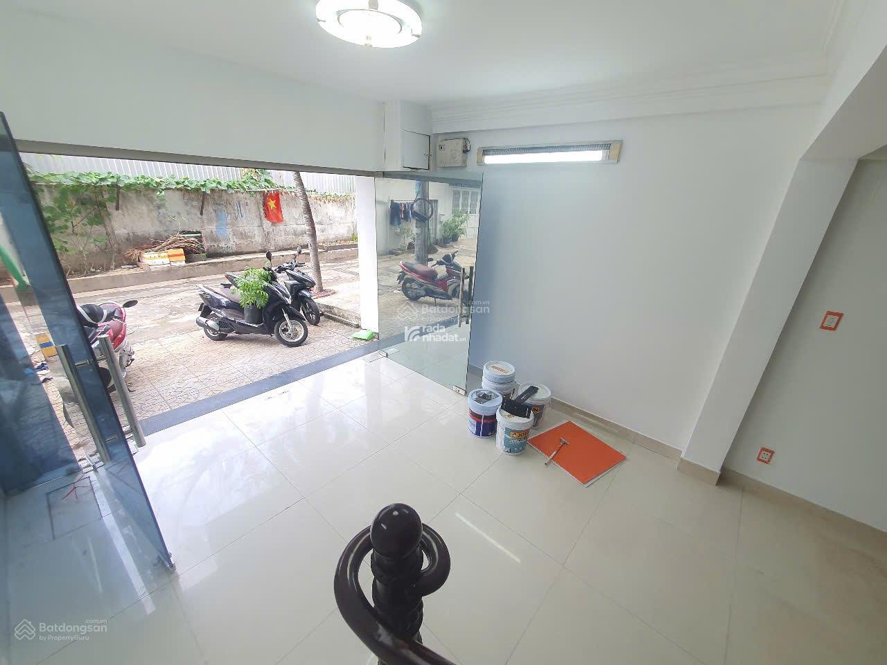BÁN NHÀ 3 LẦU HẺM XE HƠI 8M TÔ HIỆU, QUẬN TÂN PHÚ, DT 4 X 14M, 4PN 5WC, GIÁ 7.35 TỶ
