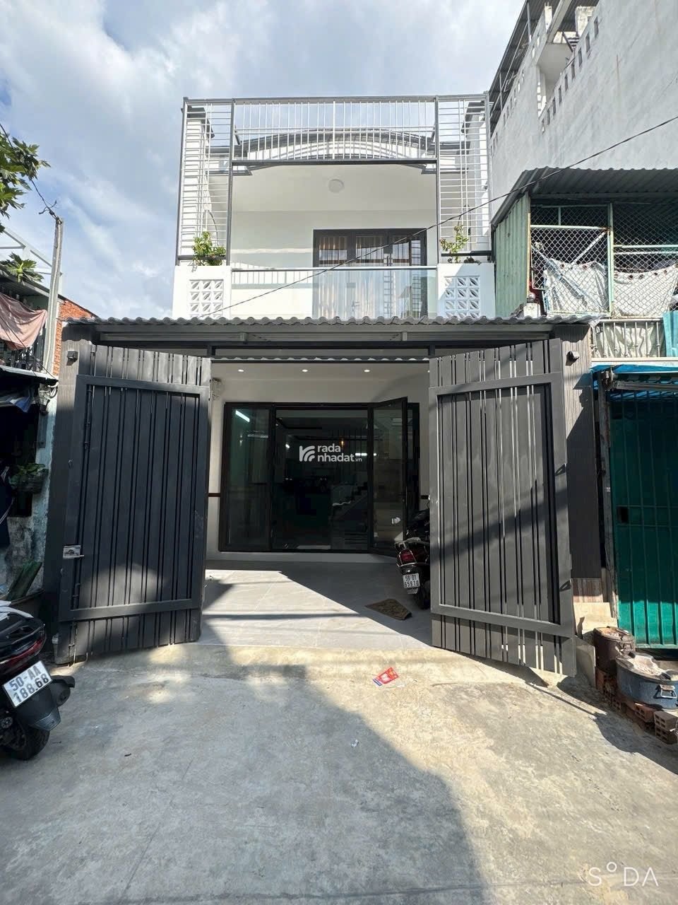 Lý Thánh Tông, 62m2 ngang 5.2m, 3PN full nội thất, xe hơi trong nhà, chỉ 7.6 tỷ TL