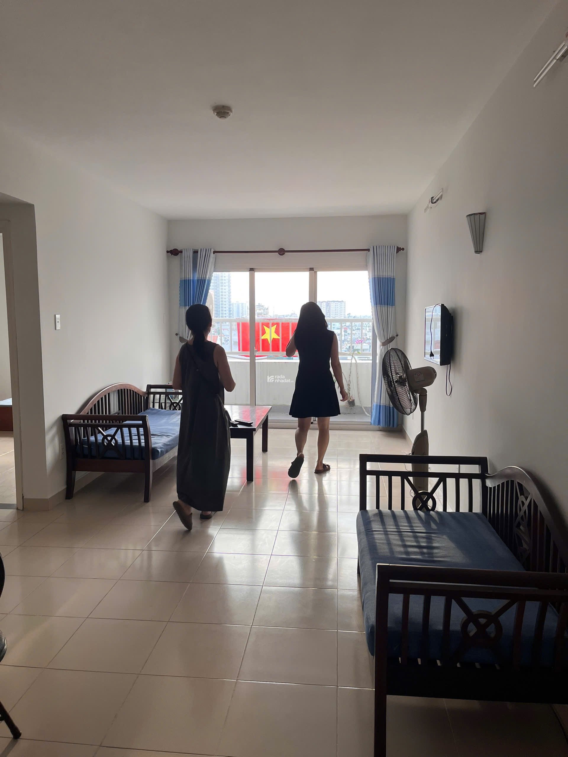 Chị thuê căn hộ chung cư Bàu Cát 2