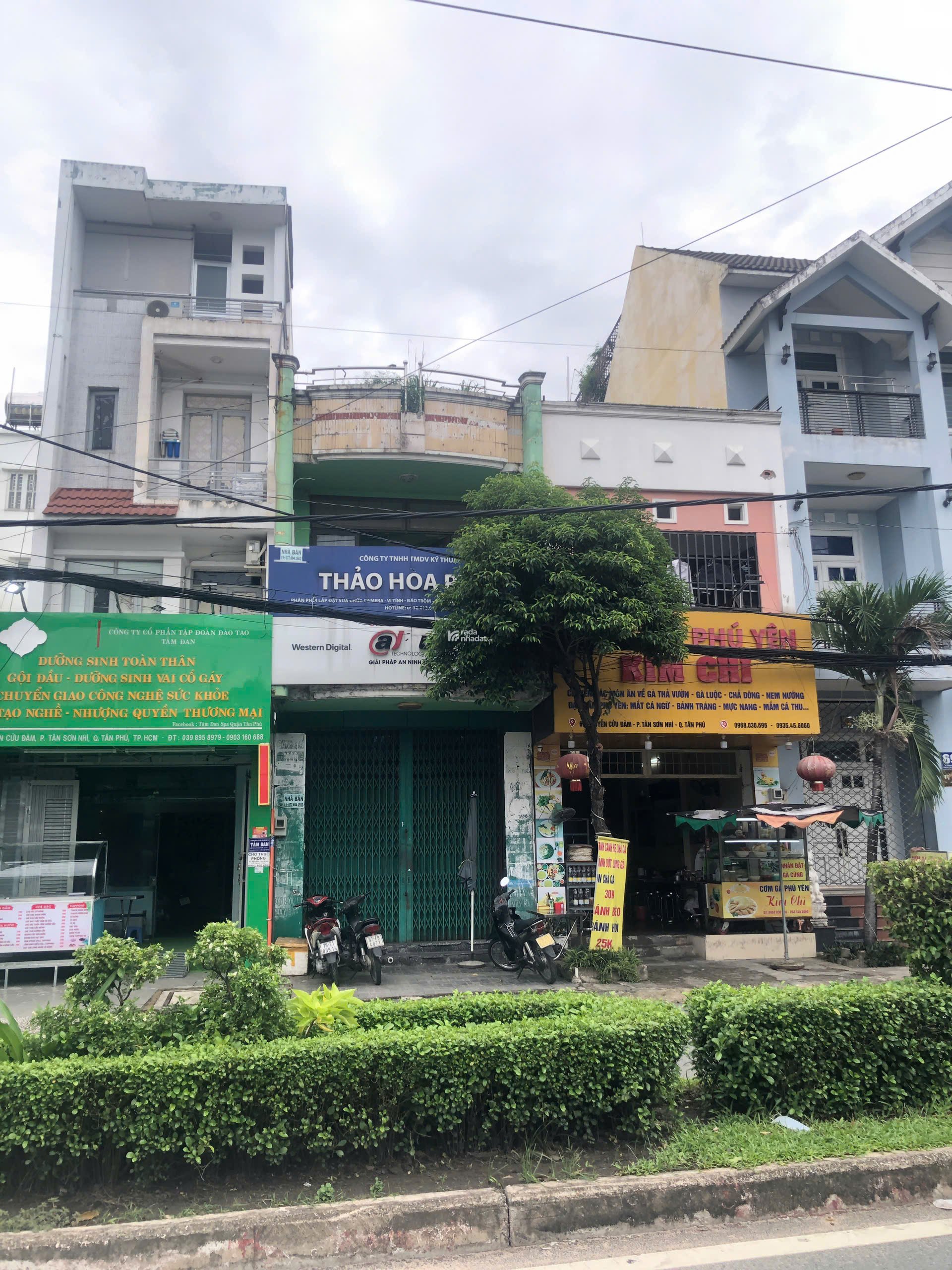 BÁN NHÀ MẶT TIỀN  VƯỜN LÀI ĐANG CHO THUÊ CHUỖI SIÊU THỊ THU NHẬP ỔN ĐỊNH 