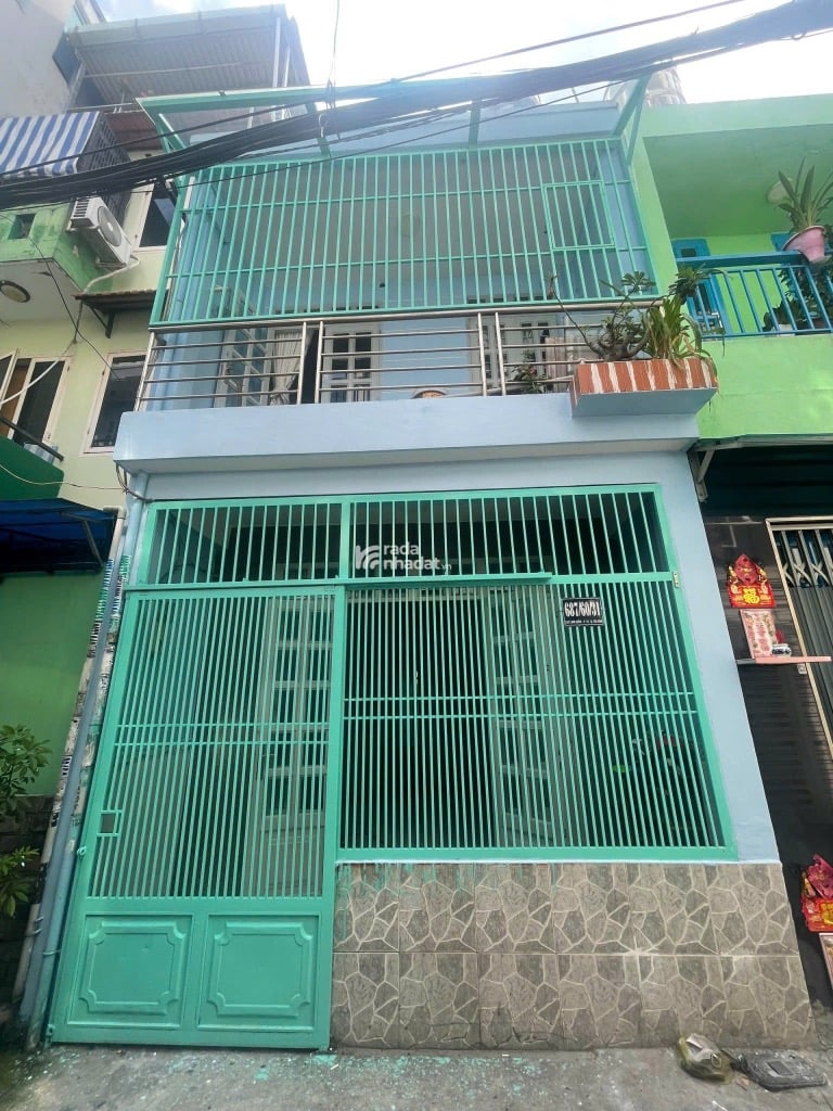 HẺM XE HƠI SÁT NHÀ, LẠC LONG QUÂN, TÂN BÌNH, 32M2 CÓ KC Ở NGAY. GIẢM 350TR CHỈ CÒN 3.69T TL 