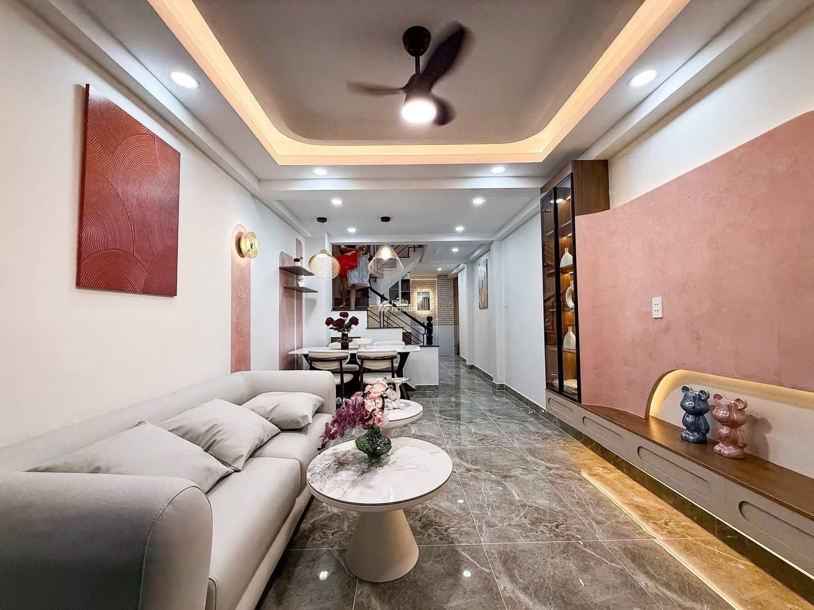 Kẹt vốn bán nhà Đường Trần Quang Diệu Quận 3 , 70m2 Giá 3ty120 lh Vân