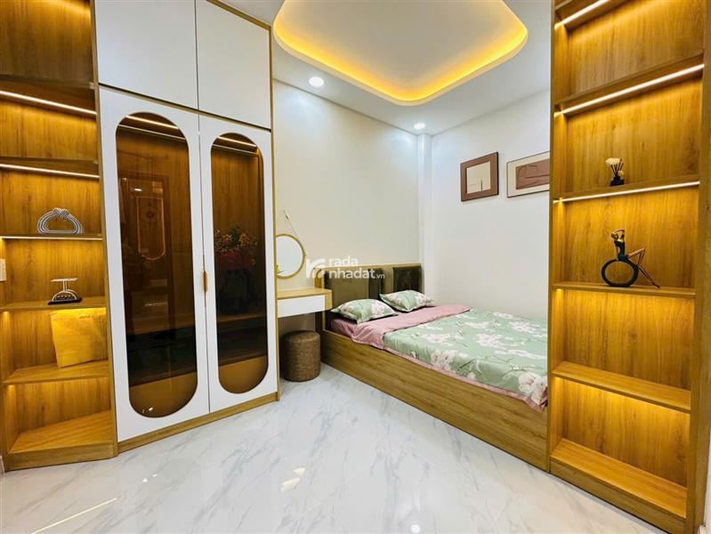 HẺM XE HƠI SÁT NHÀ. ĐINH TIÊN HOÀNG, BÌNH THẠNH, 42M2 MỚI Ở NGAY, GIẢM 550TR CHỈ 5.75T TL 