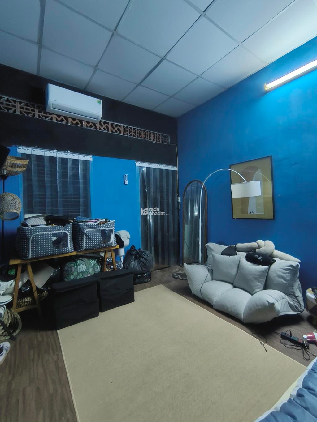 KHU DÂN TRÍ - THẲNG 1 TRỤC RA MẶT TIỀN, HẺM THÔNG - NGANG HƠN 4M - ĐANG CHO THUÊ 100 TRIỆU/NĂM