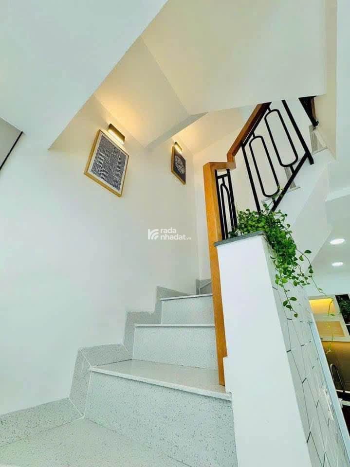 Đầu tư lời ngay! Nhà 56m2 Trương Quốc Dung P10, Giá 3.85Tỷ, 1T2L,Pháp lý chuẩn. Gọi ngay 0355072715