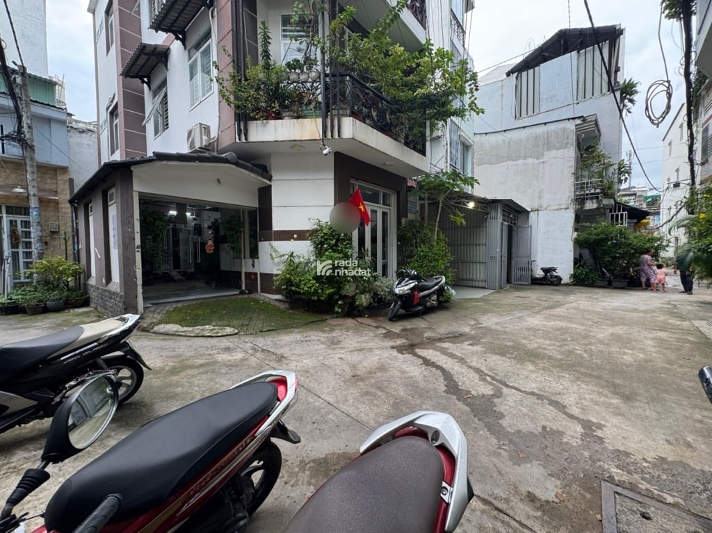  Ô TÔ VÀO NHÀ, XE TẢI QUAY ĐẦU TRƯỚC NHÀ - GẦN 50M2 - 4 TẦNG, 5 PHÒNG - NGANG KHỦNG 6M - TÂN PHÚ -