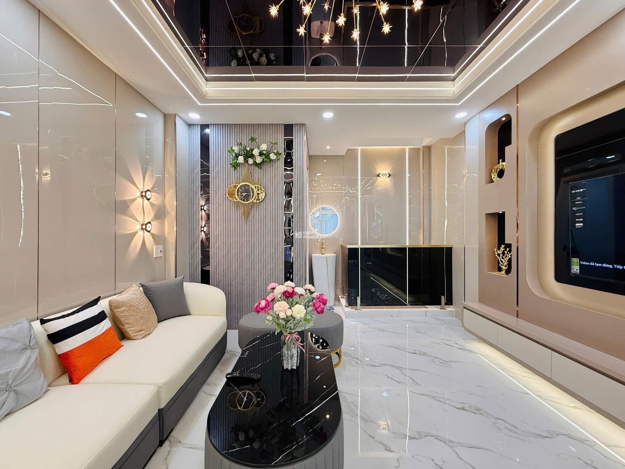 NHÀ PHỐ CHUẨN ÂU - XE HƠI NGỦ TRONG NHÀ - 5 TẦNG Đ.LÊ VĂN THỌ - FULL MỚI 100%