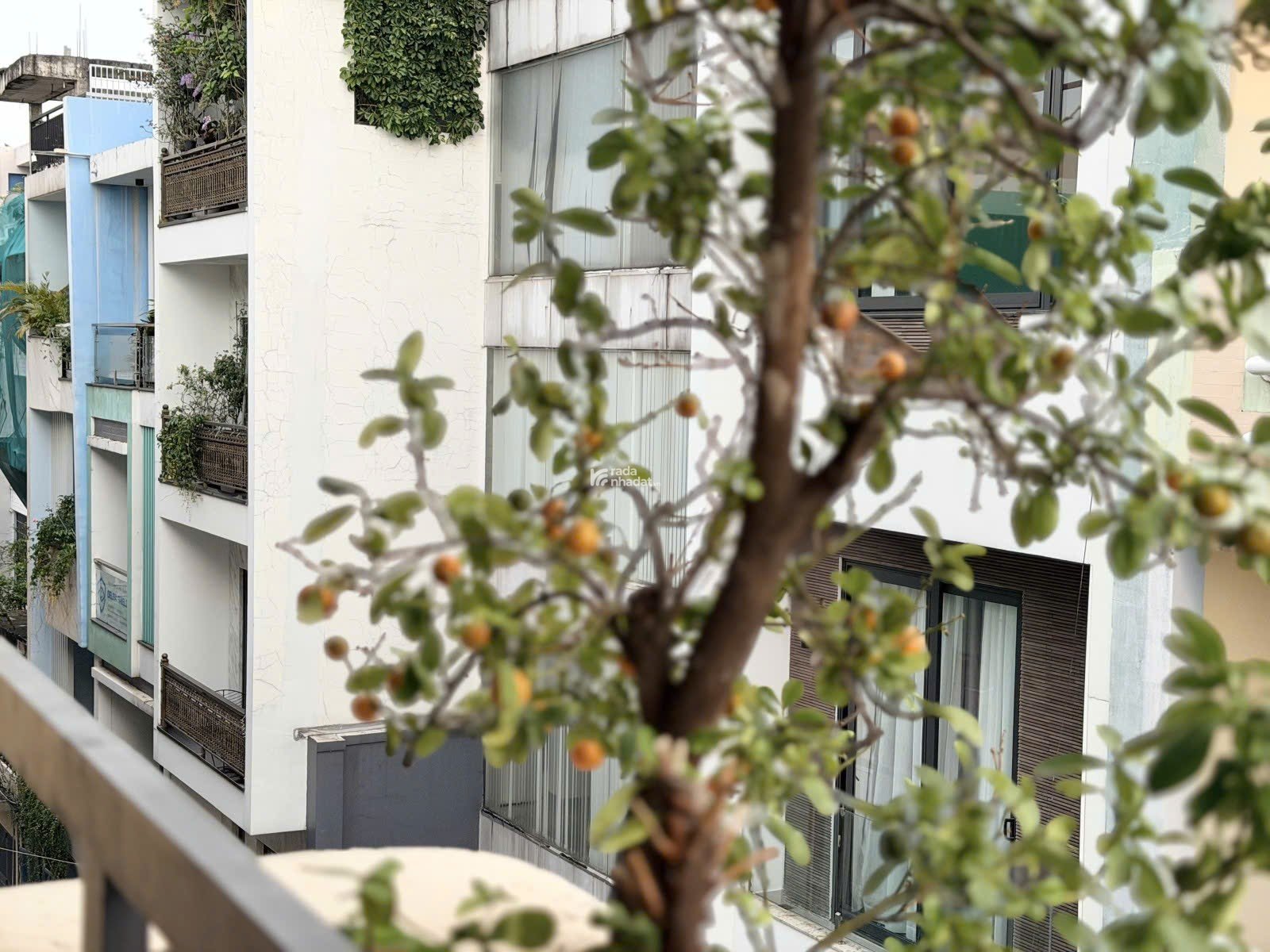 HẺM 8M OTO TRÁNH TRẦN HUY LIỆU - NHÀ 4 TẦNG KIÊN CỐ - 7 PN 8 WC - 15.2 TỶ