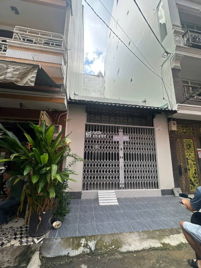 BÁN NHÀ CẤP 4 HXH 10M THÀNH THÁI, QUẬN 10 - 4.2x17m - GIÁ 18 TỶ TL
