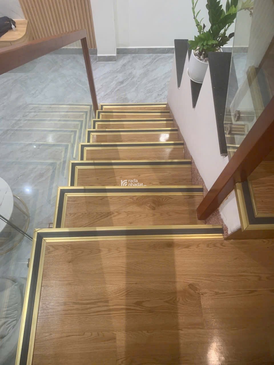 Nhà mới 3 lầu trung tâm Q. Phú Nhuận đường Thích Quảng Đức P5