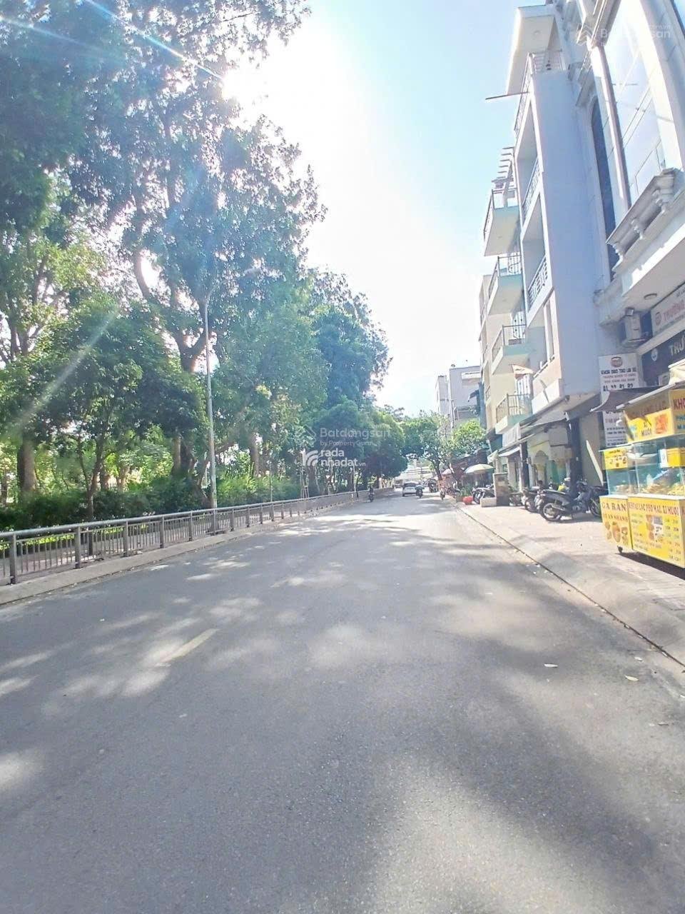 CHỈ 15 NHÀ 2 MẶT TIỀN TRƯỚC SAU LÊ TUẤN MẬU - DS 2 Q6 (4X25) ĐỐI DIỆN CÔNG VIÊN 